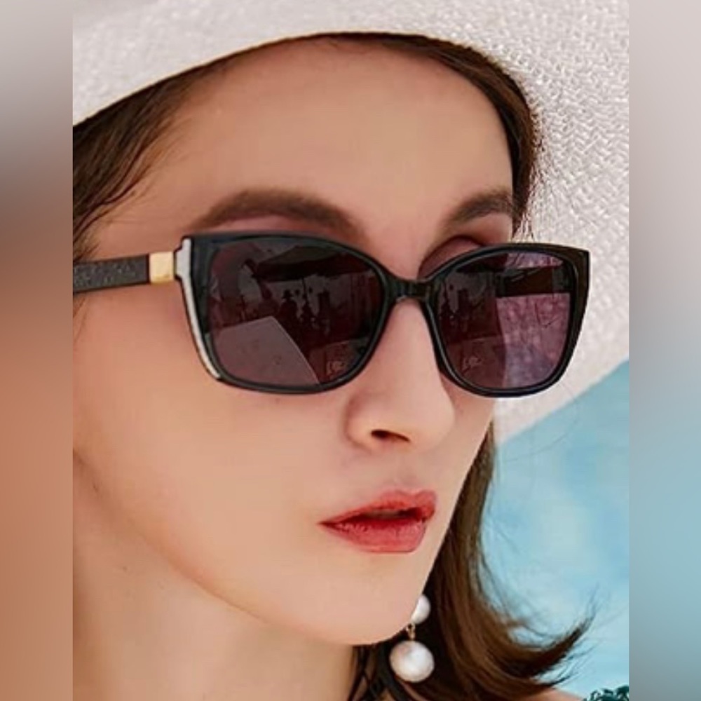 Sun Reading chic sunnies 💗 - Picture 3 of 5